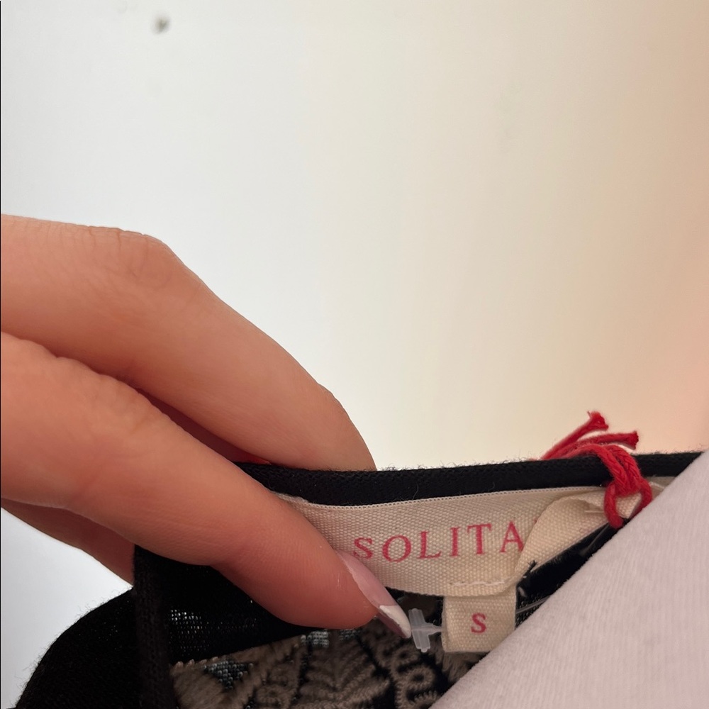 Solitaire Black Top with Cream Embroidered Detail - Picture 2 of 4